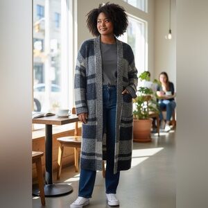 Cyrus Gray and Navy Plaid Longline Cardigan Size Large